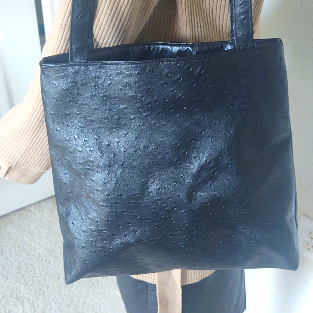 Faux Leather Ostrich Print Handbag - Picture 3 of 7
